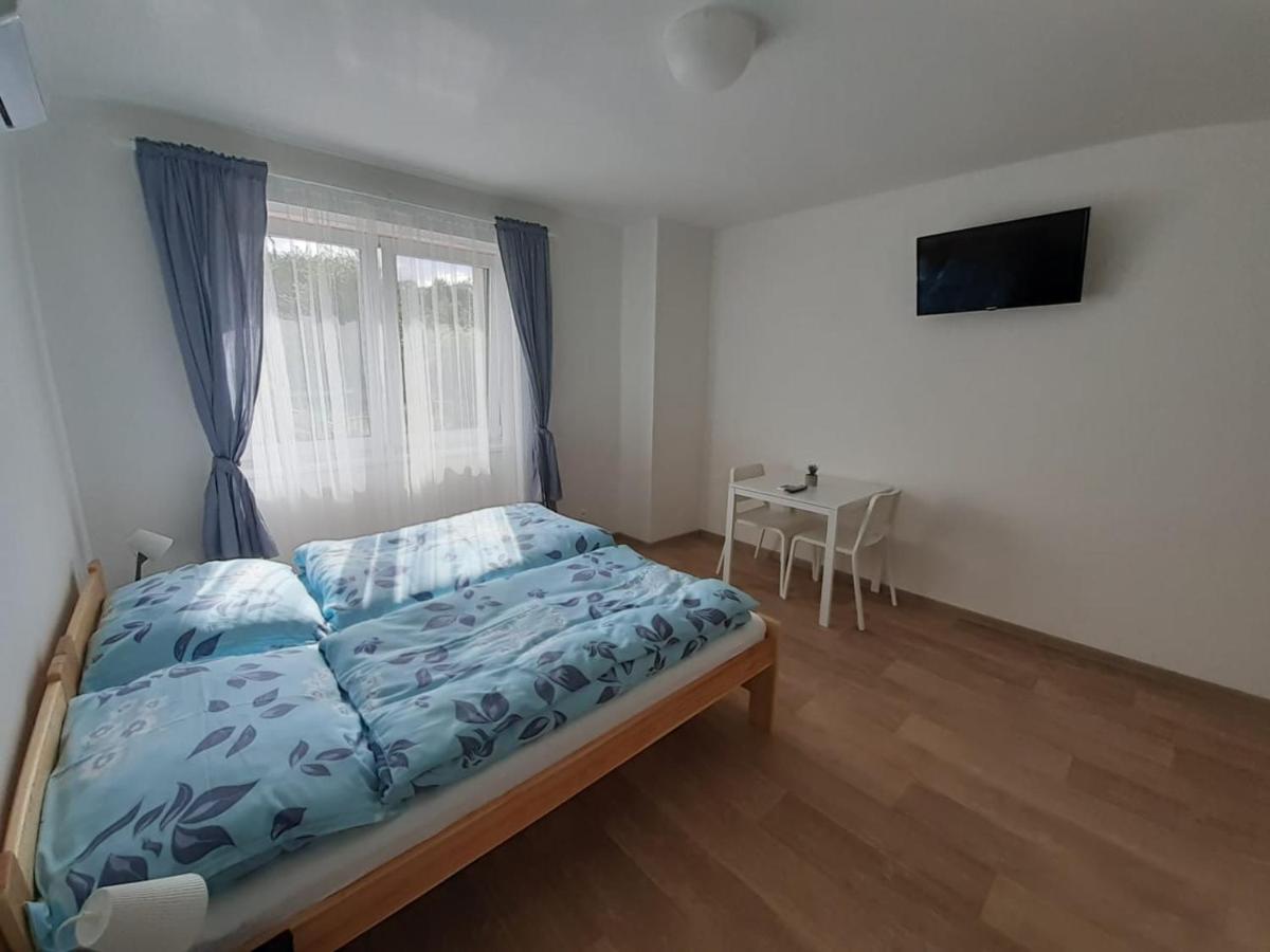 Valen apartmány Valtice Exterior foto