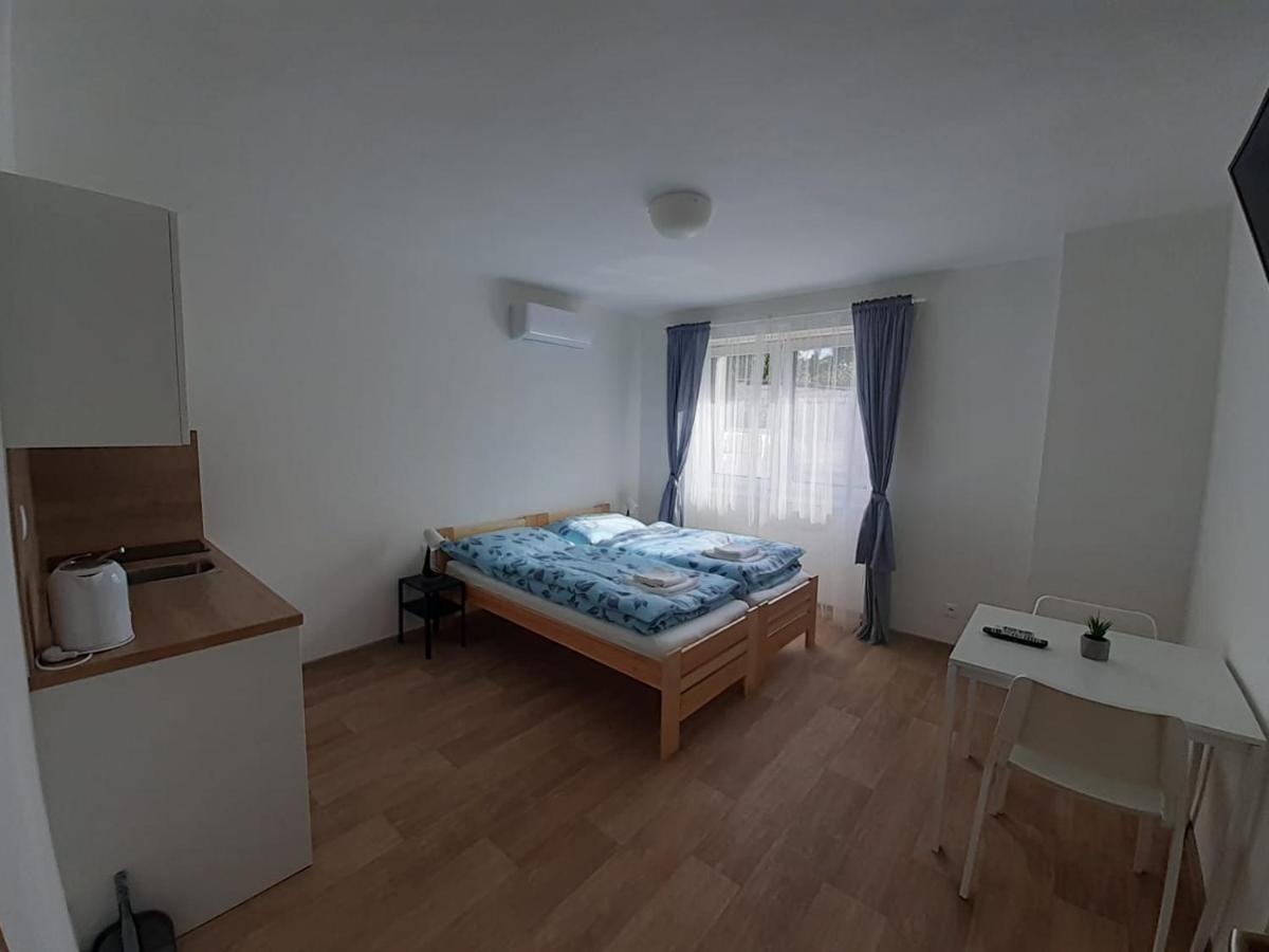 Valen apartmány Valtice Exterior foto
